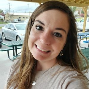 Meet your Posher, Devin